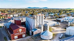 Owners of historic Cummins mill ready to farewell the daily grind