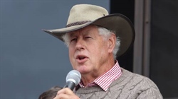 'Just stay with us': WA farm lobby group enters voluntary administration