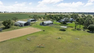 Middle Walk a quality lifestyle property presented with modern convenience