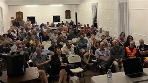 Farmer action group forms to tackle fire, park management in western Vic