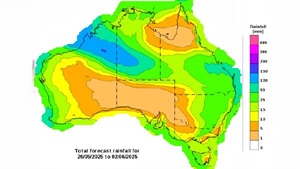 Widespread, unseasonal rain puts northern, north west WA on flood alert