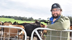 New robot dairy part of 'intergenerational change' for Gippsland producer