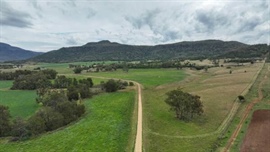 The Glen: well-developed cattle country with quality improvements | Photos