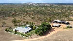 Get schooled with a productive, luxury rural lifestyle with all services