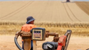 'Complacent no more': farmers running out of fuel and patience want budget fix